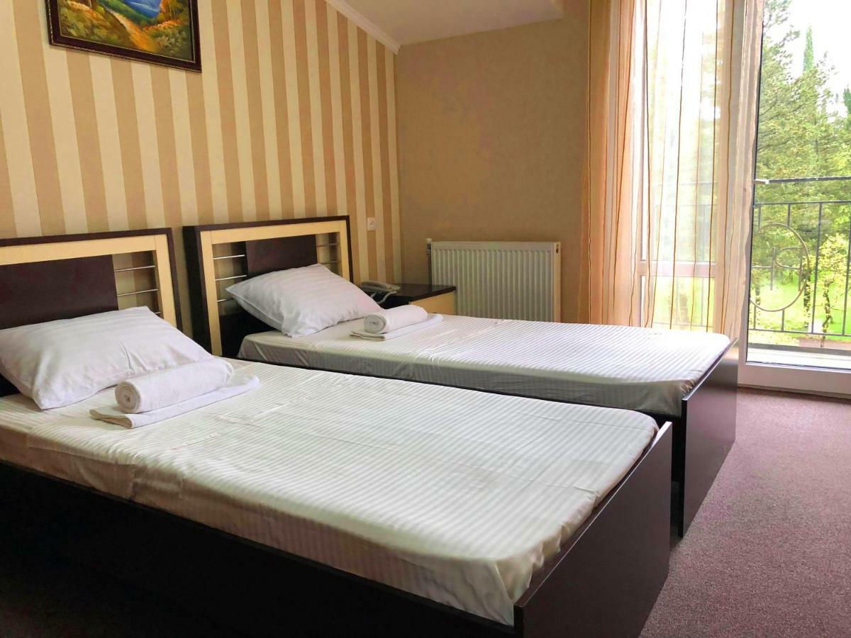 Imeri Park Hotel Kutaisi Zewnętrze zdjęcie